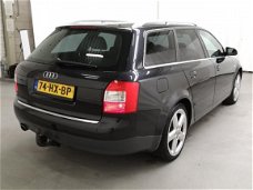 Audi A4 Avant - 2.0 ✅NAP, AIRCO, CRUISE, BOEKJES, TREKHAAK