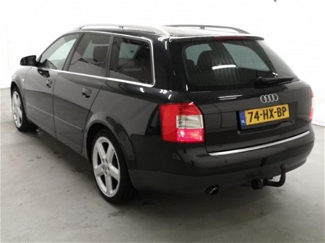 Audi A4 Avant - 2.0 ✅NAP, AIRCO, CRUISE, BOEKJES, TREKHAAK - 1