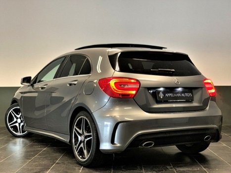 Mercedes-Benz A-klasse - 200 Ambition|AMG Pakket|Pano|Stoelverwarming|Cruise Controle - 1