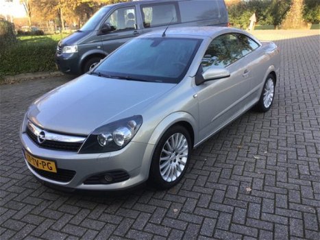 Opel Astra TwinTop - 1.8 COSMO - 1