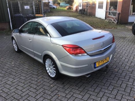 Opel Astra TwinTop - 1.8 COSMO - 1