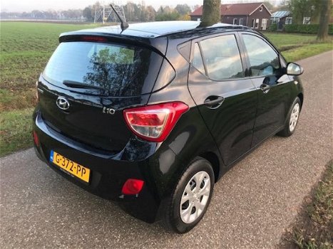 Hyundai i10 - 1.0i i-Drive airco 5 deurs 69000 km - 1