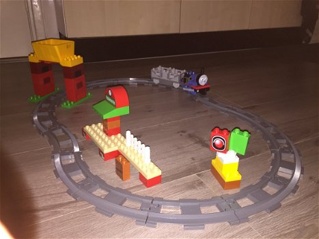 Thomas de trein Lego Duplo 5554 - 1