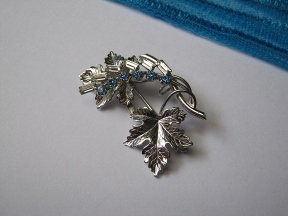 Zilveren broche hanger Carl Art heldere en blauwe rijnsteen kristal 4.3x2.6 cm - Afbeelding 6