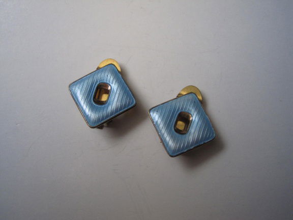 Zilveren vergulde oorbellen blauw quilloche emaille Jacob Tostrup Norway 1.6 cm. - nr. 1