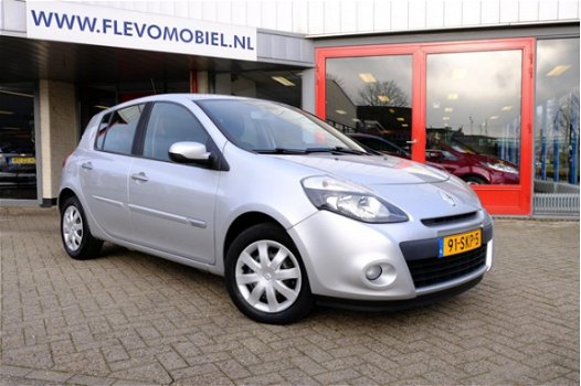 Renault Clio - 1.5 dCi Collection 5-drs Navi/Cruise/Clima - 1