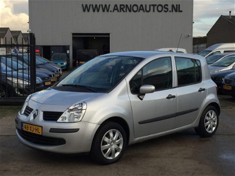 Renault Modus - 1.6-16V AUTOMAAT Dynamique 5-DEURS, AIRCO, CRUISE CONTROL, ELEK-RAMEN, CENT-VERGREND - 1