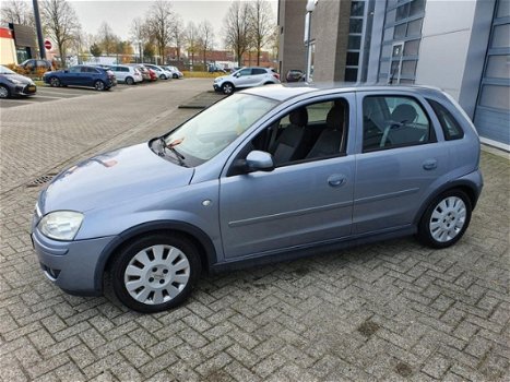 Opel Corsa - 1.2-16V Silverline Airco - 1