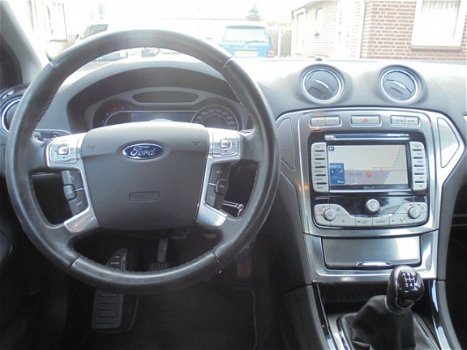 Ford Mondeo - 1.6-16V Titanium navi stoelverwarming - 1