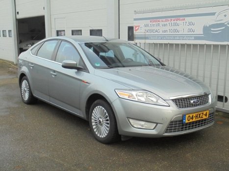 Ford Mondeo - 1.6-16V Titanium navi stoelverwarming - 1