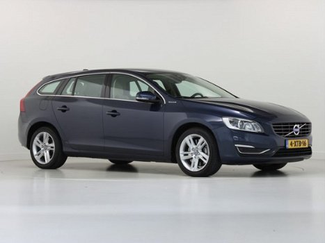 Volvo V60 - 2.4 D6 AWD Plug-in Hybrid Summum Excl. BTW - 1