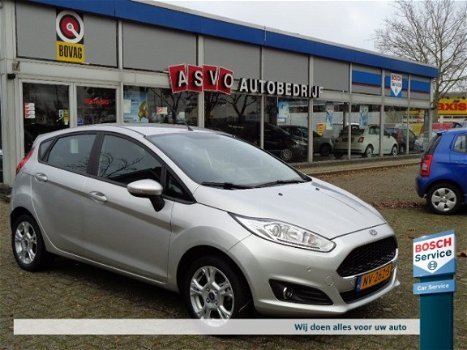 Ford Fiesta - 1.0 80PK 5D S/S Style Ultimate Airco Navi PDC - 1
