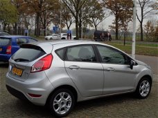 Ford Fiesta - 1.0 80PK 5D S/S Style Ultimate Airco Navi PDC