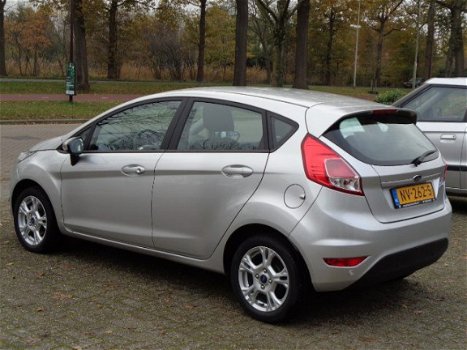 Ford Fiesta - 1.0 80PK 5D S/S Style Ultimate Airco Navi PDC - 1