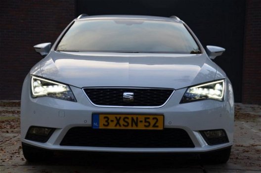 Seat Leon ST - 1.6 TDI Style Business Ecomotive Led/Navi/Pdc/Ecc/Half-Leer/17 INCH Velgen/Cr-Control - 1