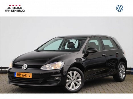 Volkswagen Golf - 1.6 TDI Comfortline BlueMotion | Navigatie | Parkeersensoren | Dealeronderhouden - 1