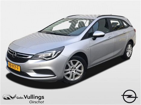 Opel Astra Sports Tourer - Online Edition Navi, Cruise, Airco, Parkeersensoren - 1