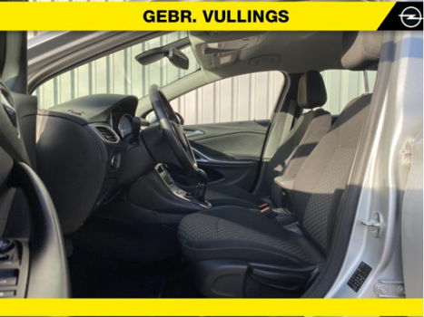 Opel Astra Sports Tourer - Online Edition Navi, Cruise, Airco, Parkeersensoren - 1