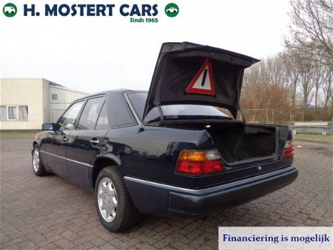 Mercedes-Benz 250 - 200-500 (W124) D * AIRCO * APK * NIEUWE BANDEN - 1