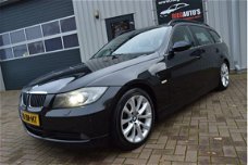 BMW 3-serie Touring - 325d High Executive Nieuwe APK B.J 2008