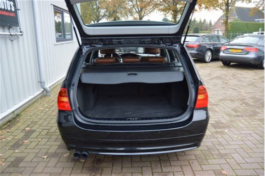 BMW 3-serie Touring - 325d High Executive Nieuwe APK B.J 2008 - 1