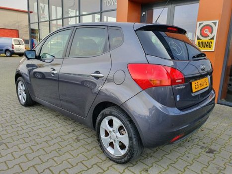 Kia Venga - 1.4 CVVT ComfortLine 29.000 KM. / AIRCO ECC / STOELVERWARMING - 1