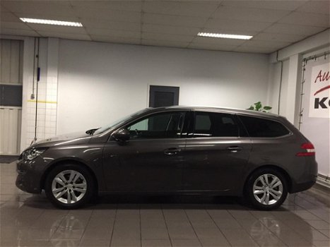 Peugeot 308 SW - 1.2 PureTech Blue Lease Executive * 1e Eig / Navigatie / Airco-ecc - 1