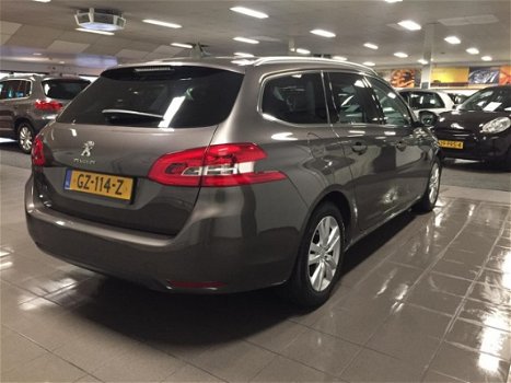 Peugeot 308 SW - 1.2 PureTech Blue Lease Executive * 1e Eig / Navigatie / Airco-ecc - 1