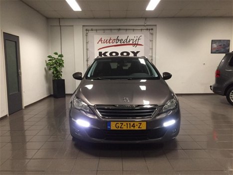 Peugeot 308 SW - 1.2 PureTech Blue Lease Executive * 1e Eig / Navigatie / Airco-ecc - 1