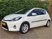 Toyota Yaris - 1.5 Full Hybrid Dynamic Panoramadak/Half leder - 1 - Thumbnail