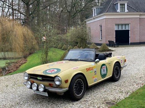 Triumph TR6 - 2.5 Overdrive Roadster GETUNED RALLY OBJECT - 1
