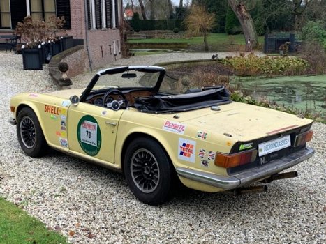 Triumph TR6 - 2.5 Overdrive Roadster GETUNED RALLY OBJECT - 1