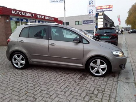 Volkswagen Golf Plus - 1.6 TDI HIGHLINE / NAVI / SCHUIFDAK - 1