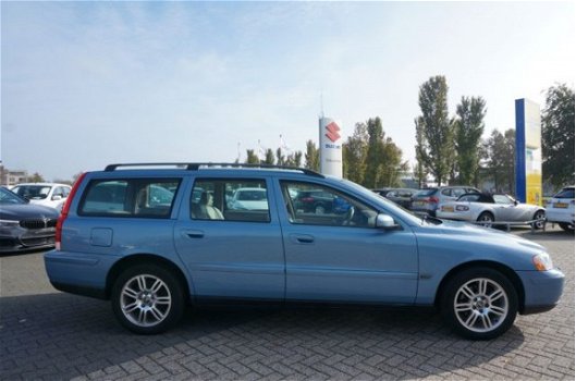 Volvo V70 - 2.4 BI FUEL 176000KM - 1