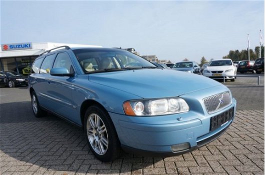 Volvo V70 - 2.4 BI FUEL 176000KM - 1