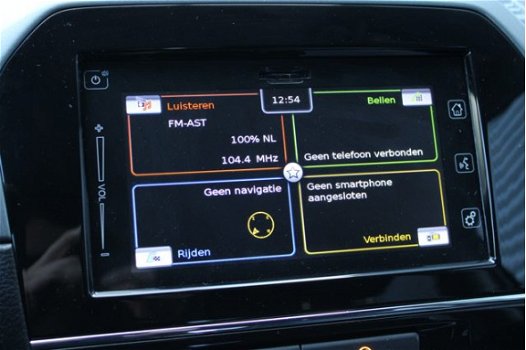 Suzuki Vitara - 1.6 Exclusive Automaat | Navigatie | Cruise Control | Trekhaak - 1