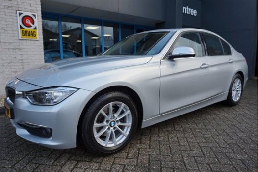 BMW 3-serie - 320i EfficientDynamics Edition Executive Navigatie / leer - 1