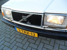 Volvo 240 - 2.3 GL , onderhoudsboekje aanwezig, mooie staat