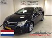 Toyota Avensis Wagon - 1.8 VVTi Business Automaat, navi, NL auto - 1 - Thumbnail