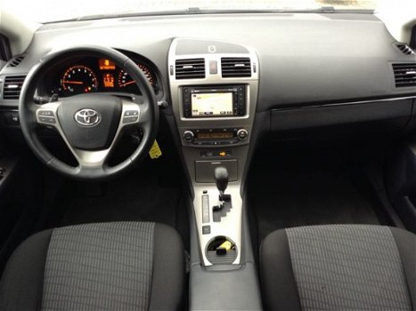 Toyota Avensis Wagon - 1.8 VVTi Business Automaat, navi, NL auto - 1