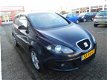 Seat Altea - 1.6 Lifestyle 1 EIGENAAR MET 159.000 KM EN NW APK - 1 - Thumbnail