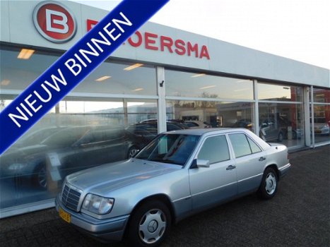 Mercedes-Benz E-klasse - 250 D 1 EIGENAAR - 1