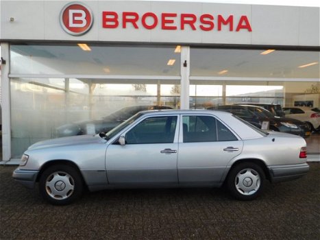 Mercedes-Benz E-klasse - 250 D 1 EIGENAAR - 1