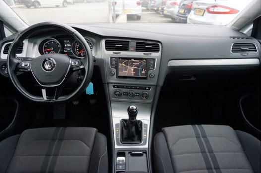 Volkswagen Golf Variant - 1.0 TSI 115pk Comfortline + Trekhaak + Navigatie - 1