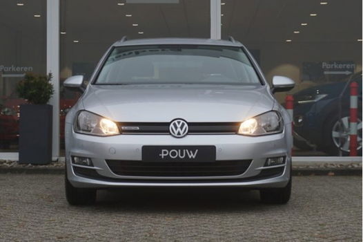 Volkswagen Golf Variant - 1.0 TSI 115pk Comfortline + Trekhaak + Navigatie - 1