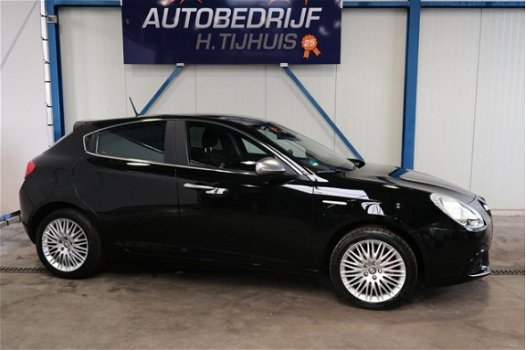 Alfa Romeo Giulietta - 1.4 T Distinctive - 54000 KM aantoonbaar - 1