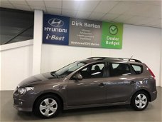 Hyundai i30 CW - 1.4i Trekhaak Airco Station wagon 63000km