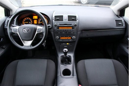 Toyota Avensis Wagon - 1.8 VVTi Comfort *DEALER ONDERHOUDEN / CLIMATE CONTROL - 1