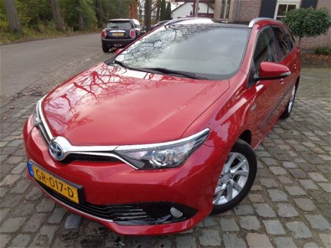 Toyota Auris - TS 1.8 HYBR. LEASE.PANO/ECC/LMV/NAVI - 1