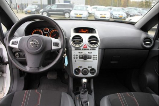 Opel Corsa - 1.4-16V Cosmo airco, radio cd speler, automaat, cruise control, elektrische ramen, schu - 1